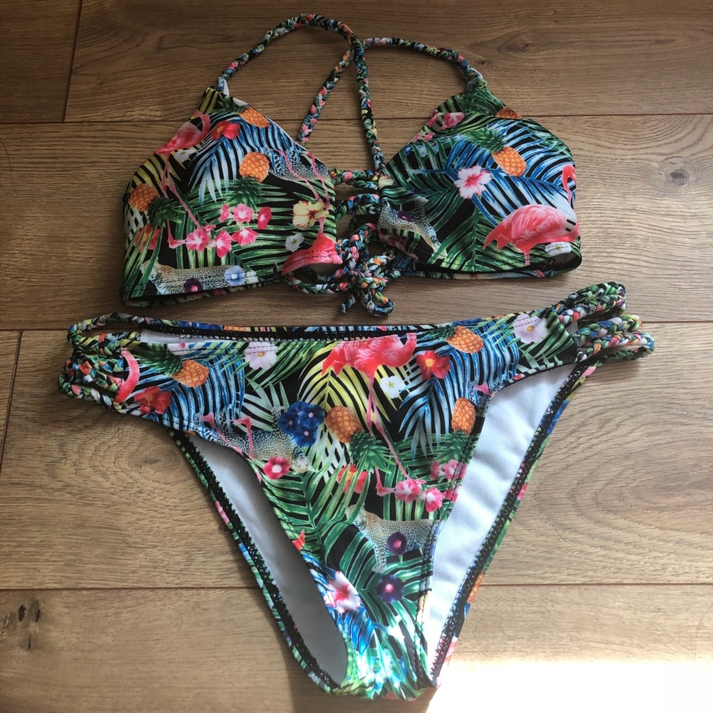 Tropical bikini set
